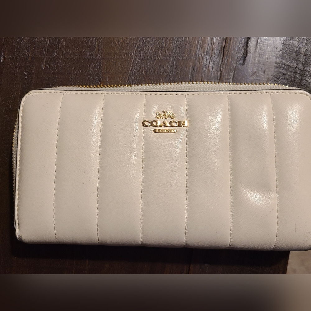 Coach wallet